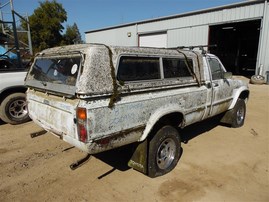 1983 TOYOTA PICK UP 2.4 MT 4X4 Z20955